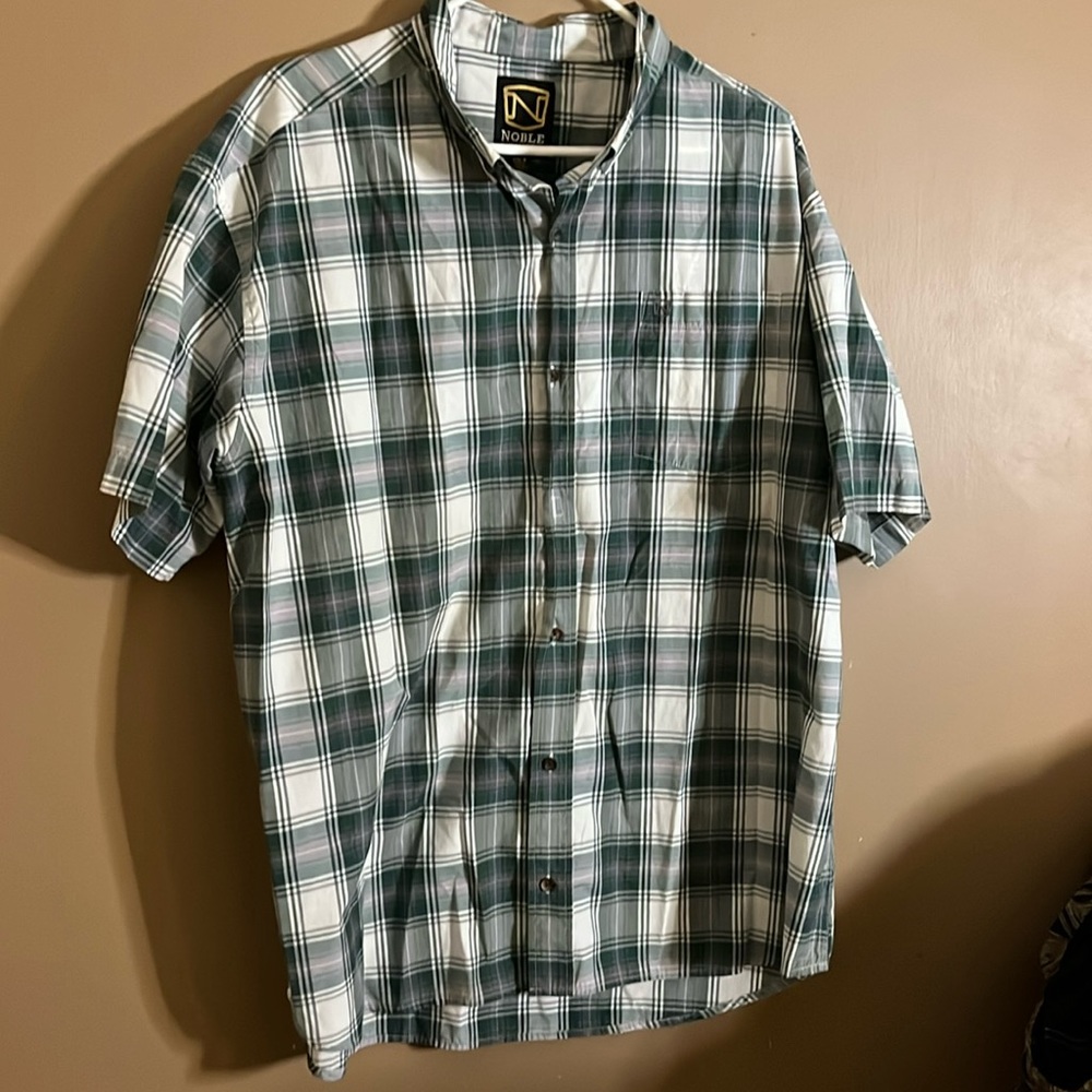 😄Casual short sleeved button down shirt B2